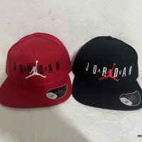 Air Jordan snapback шапка с права козирка Джордан air jordan snapback , снимка 1 - Шапки - 43338524