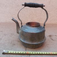 масивен бронзов чайник , снимка 2 - Антикварни и старинни предмети - 37647425