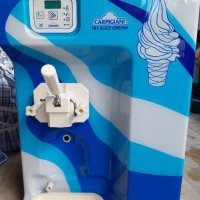 Профисионална,Сладолед машина карпижано 220v.с водно охлаждане предназначена за -Сладоледен салон., снимка 1 - Машини за сладолед - 40432433