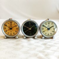 Часовник будилник МИР 3бр. работещи профилактирани, снимка 1 - Антикварни и старинни предмети - 43958770