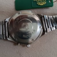 Часовник Orient automatic , снимка 4 - Други ценни предмети - 43157375