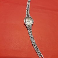 Стар механичен дамски часовник-Лъч , снимка 2 - Антикварни и старинни предмети - 26387950