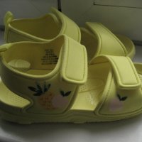 Kецове , Лачени обувки и сандалки, снимка 13 - Детски обувки - 26989898