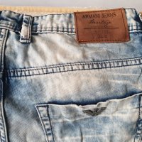 Оригинални Къси дънки Armani Jeans, снимка 2 - Дънки - 32734299