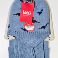 Бебе комплект от шапка, шал и ръкавици , снимка 1 - Бебешки шапки - 42967571