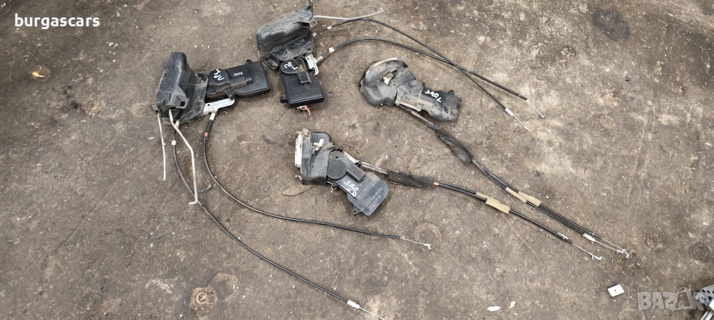 Брава врата предна лява дясна Mazda 6 GG 02-08г, снимка 1