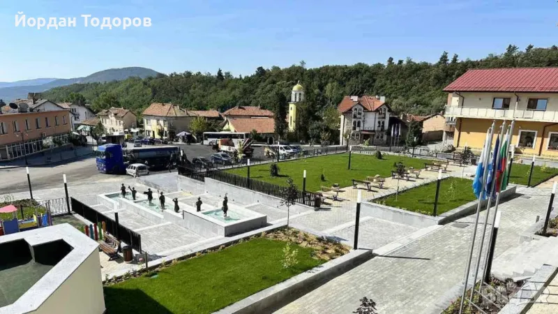 Имот поземлен с.Мирково, снимка 1