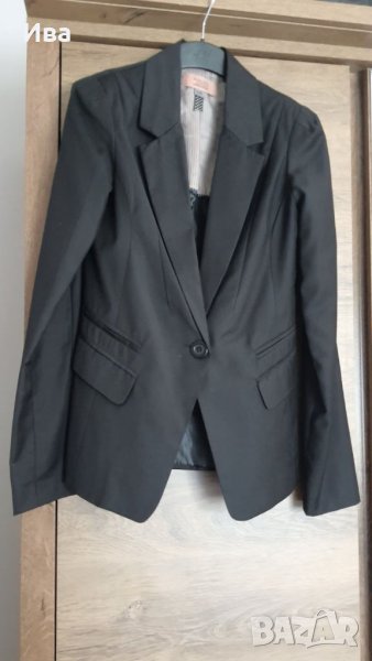 Черно сако Bershka S размер, снимка 1