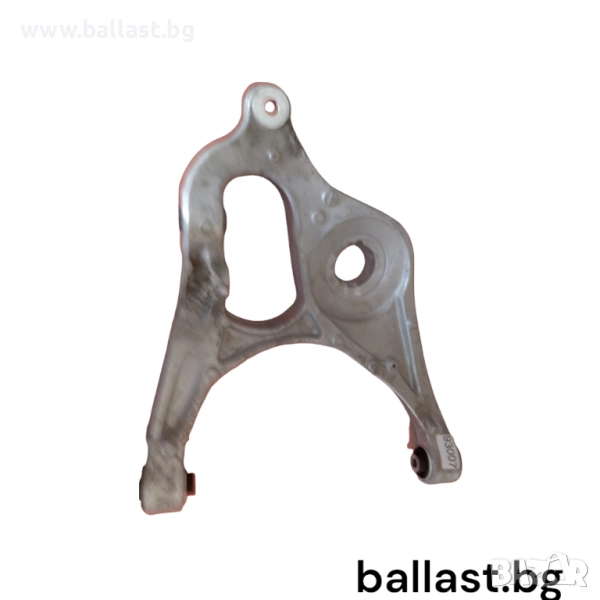 Носач заден ляв A1663500906 W166 W29266, снимка 1