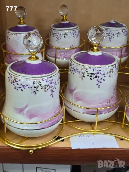 бурканчета на стойка , снимка 1