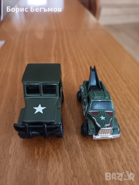 Лот военни колички, снимка 1