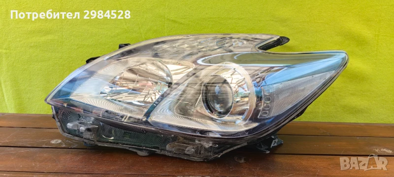 Ляв фар за Toyota Prius / Тойота Приус, снимка 1