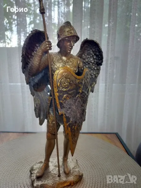 Стара статуетка , снимка 1