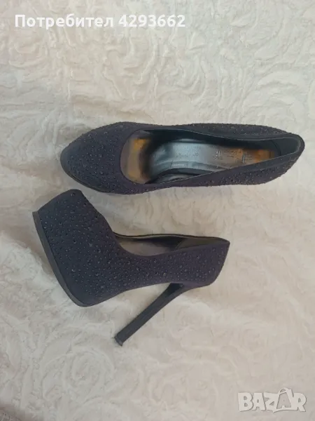 Запазени обувки на висок ток , снимка 1