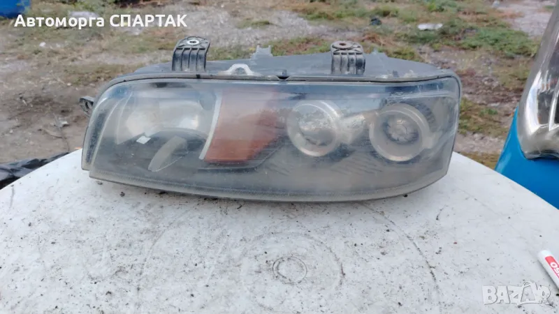 Ляв / десен фар за Fiat Punto, снимка 1