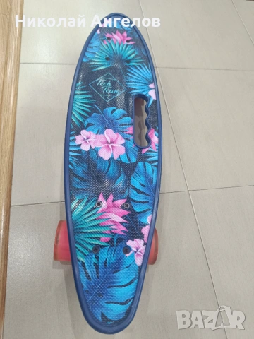 PennyBoard с дръжка и светлини в колелата, 60 x 16,5 x 13 cm