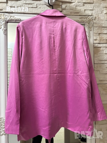 Ново сатенено сако, снимка 2 - Сака - 51987602