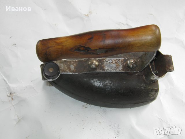 стара електрическа ютия