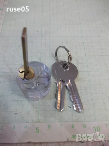 Ключалка прозрачна с два ключа нова, снимка 4 - Други стоки за дома - 49241616