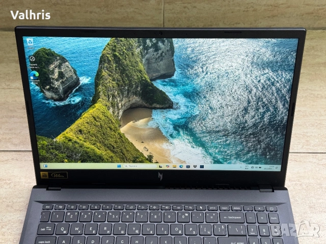 Acer Nitro V15/13th Gen Intel i7/NVIDIA GeForce/24GB RAM/1TB SSD, снимка 2 - Лаптопи за игри - 53290473