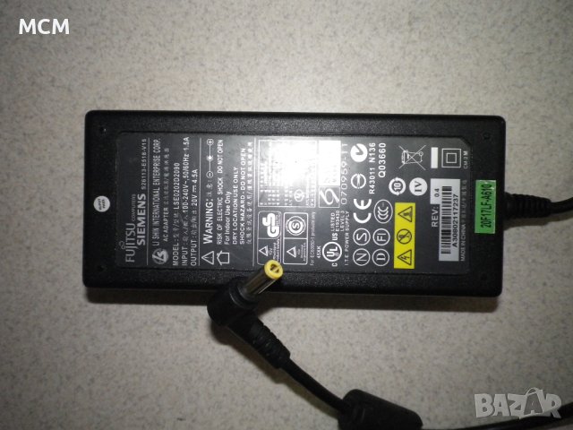 Оригинални адаптери за лаптопи, снимка 12 - Кабели и адаптери - 43064385