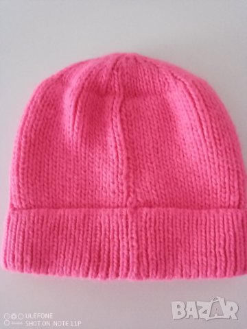 Ръчно плетена мека топла плетена дамска шапка, снимка 4 - Шапки - 39553153
