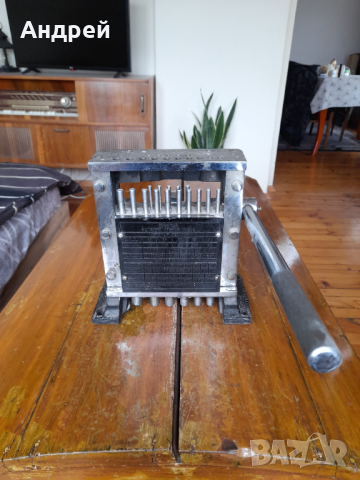 Стара зъболекарска преса за зъбни корони