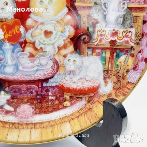 Колекционерска порцеланова чиния Wconker Wuv от серията Holiday Cat Plate на Franklin Mint., снимка 4 - Други ценни предмети - 52384848
