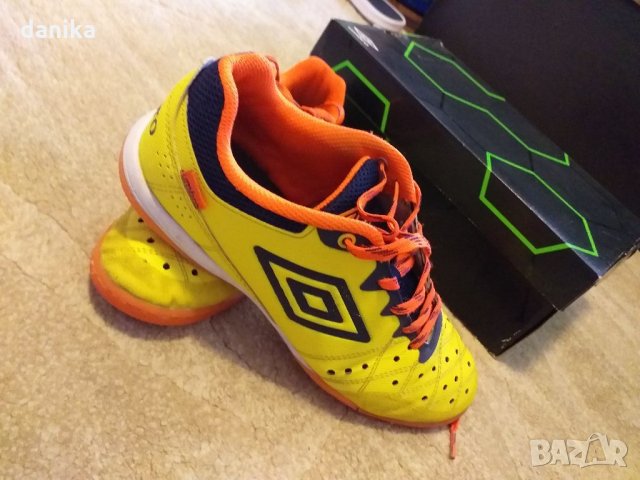 Футболни обувки  , маратонки Umbro 40, снимка 5 - Маратонки - 32721551