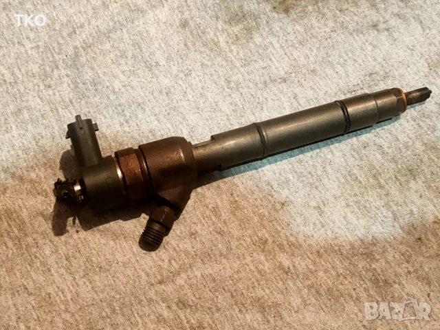 Дюза Bosch дизел Common Rail за HYUNDAI I30 KIA Cee’d Rio 1.6CRDi, снимка 2 - Части - 52932064