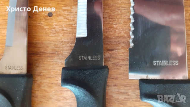 ножове комплект на дървена стойка от Германия, 5 броя +ножица, чисто нови, снимка 7 - Прибори за хранене, готвене и сервиране - 53258294