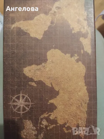 ПОДАРЪЧЕН КОМПЛЕКТ ПЕРО ЗА ПИСАНЕ И БУТИЛКА С МАСТИЛО