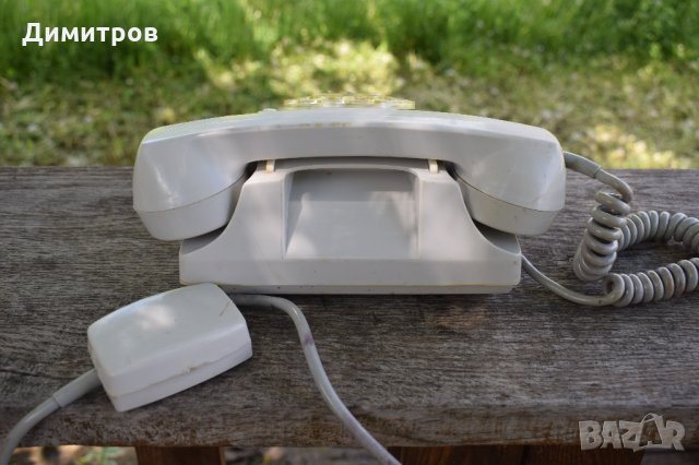 Стар телефон, снимка 4 - Антикварни и старинни предмети - 32958877