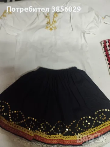 автентични носии бели чорапи 40 лв.фуста старинна 50 лв.колани на брой 20 лв.детски комплект .70 лв., снимка 7 - Колекции - 49090007