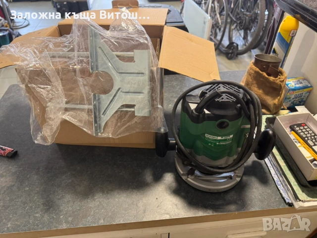 оберфреза Hikoki M12VE