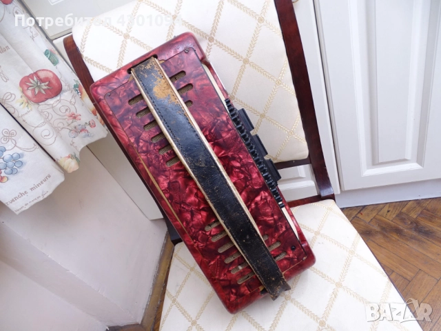 Корпус (баси) с тарги за Акордеон Weltmeister Stella 60 баса, снимка 5 - Акордеони - 52317447