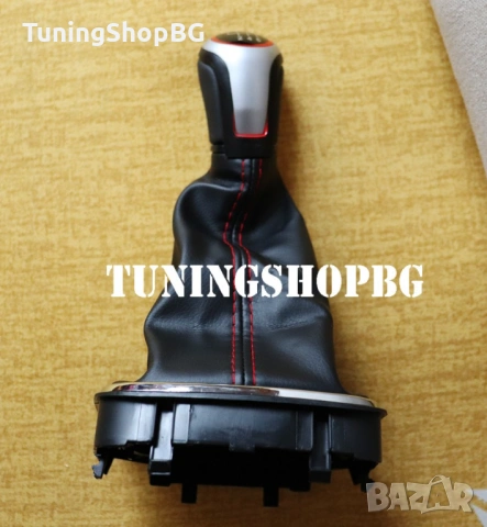 Топка и кожа за VW Golf 5/6 червена, снимка 2 - Аксесоари и консумативи - 53498195