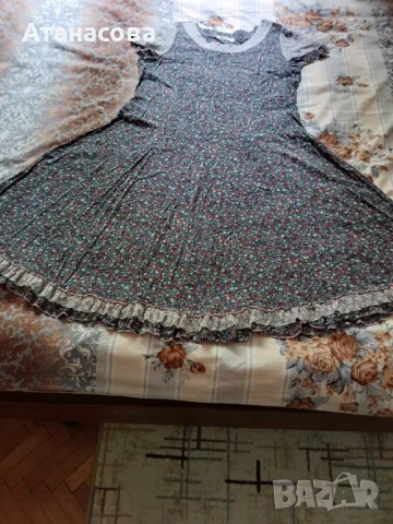 Дамски рокли