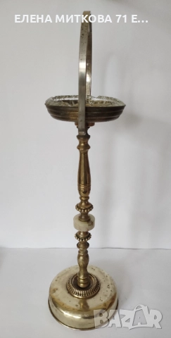 Старинна много масивна преносима месингова поставка за пепелник, снимка 3 - Антикварни и старинни предмети - 52190131