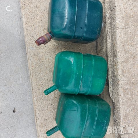 Казанчета за антифриз москвич 2140д.азлк.412., снимка 2 - Части - 37759892