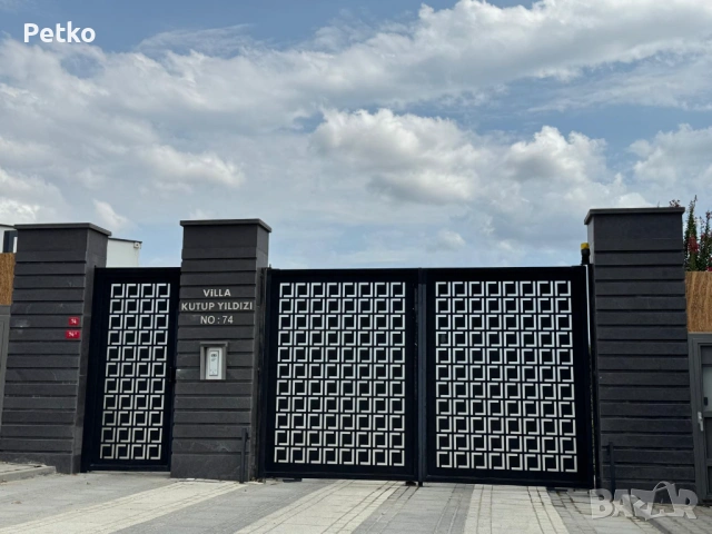 Пано за врата, снимка 2 - Огради и мрежи - 53132387