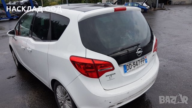 Opel Meriva / Опел Мерива 1.6 CDTi 2015 г. FL, снимка 2 - Автомобили и джипове - 27591322
