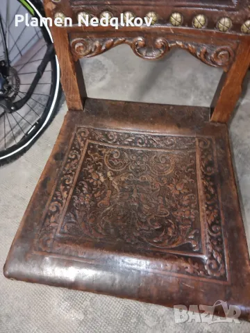 Стари дървени стола., снимка 3 - Антикварни и старинни предмети - 47877303