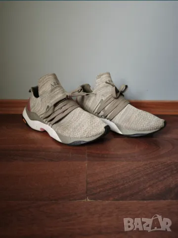 Оригинални маратонки АRКК, снимка 4 - Маратонки - 49422605