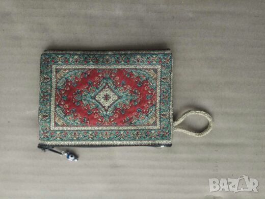 Продавам винтидж шарено портмоне, снимка 2 - Портфейли, портмонета - 26983535