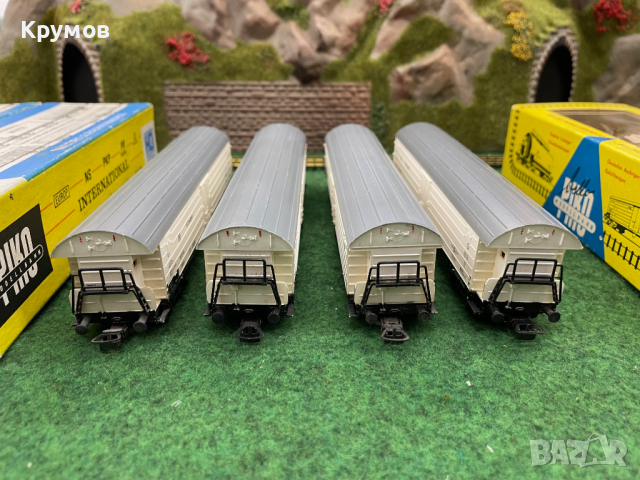 Вагон товарен хладилен 4-осен Пико HO 1:87 влак ЖП модел, снимка 5 - Колекции - 44884736