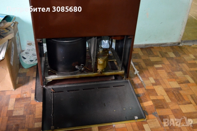 Соц. нафтова печка, снимка 3 - Печки, фурни - 52309576