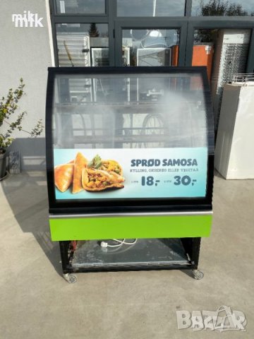 Топла витрина