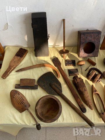Голям лот дървени предмети (рамка, лъжици, кутия и т.н), снимка 3 - Антикварни и старинни предмети - 43924147