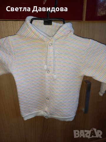 Детски суитчери, елечета и яке, различни размери , снимка 10 - Детски якета и елеци - 38247172